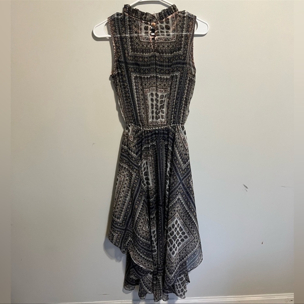 COPY - Anthropologie Eva Franco sheer elastic waist ruffled scoop neck dress si… - Picture 4 of 14